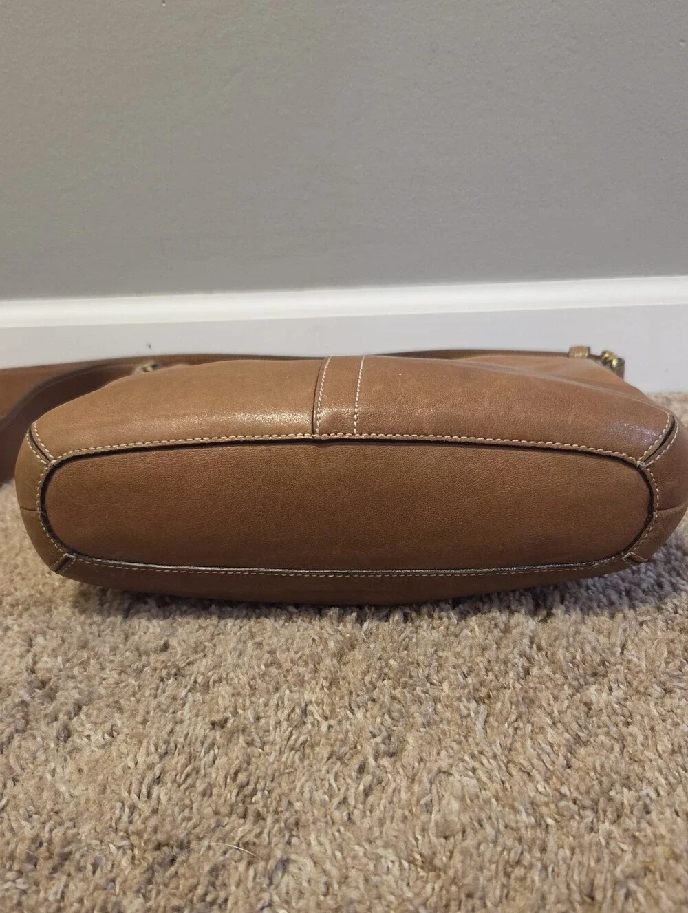 COACH Vintage Legacy Leather Slim Duffle British Tan  Converible Bag 9328